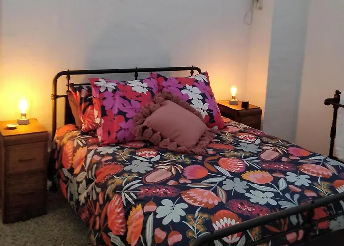 Pips On Mitchell - Beautiful Historic Apartment
